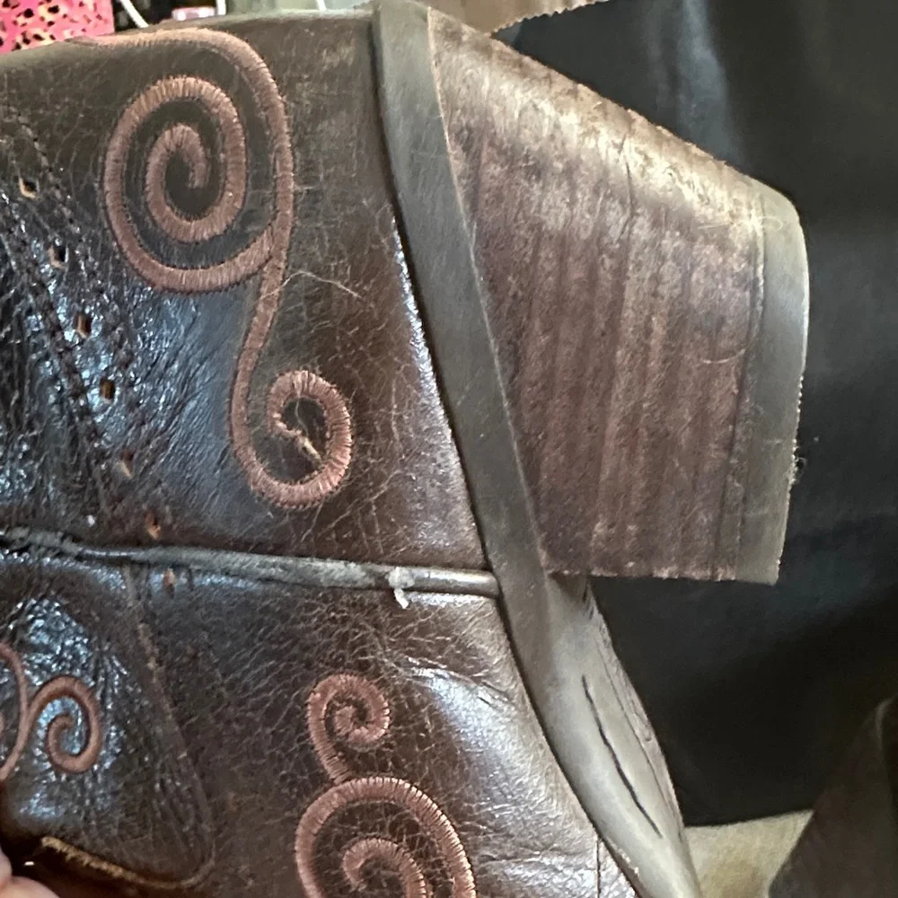 Elegant Dark Brown Embroidered Heeled Boots - Picture 3 of 5